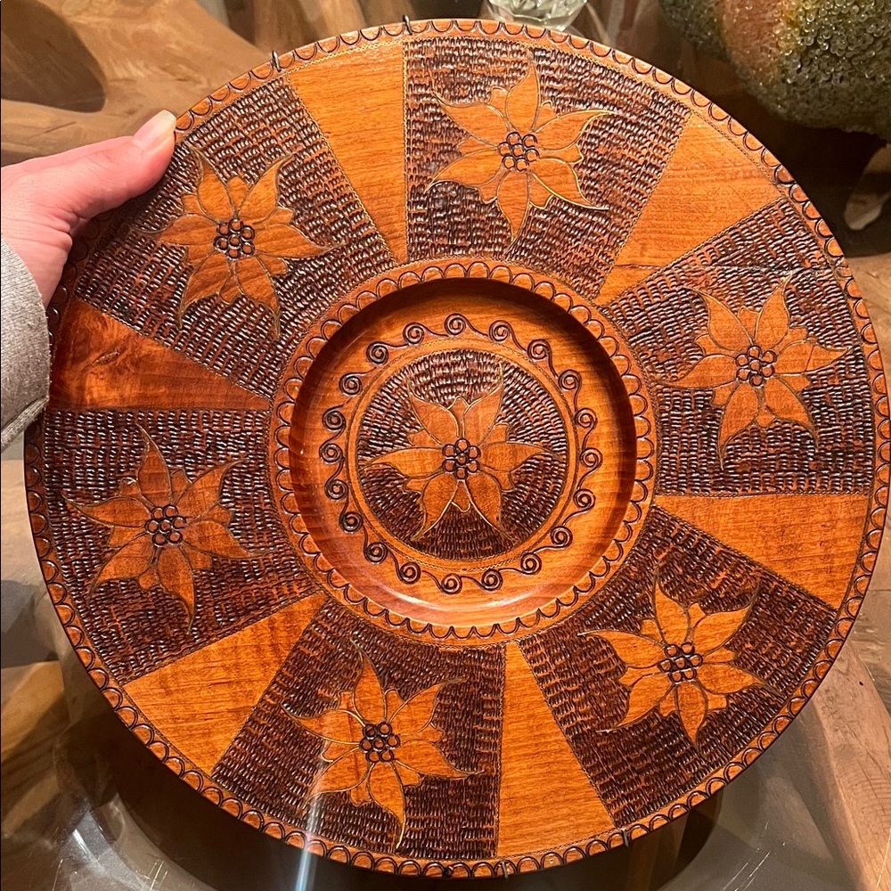 Zackopane signed Handcrafted Wooden Decorative Plate